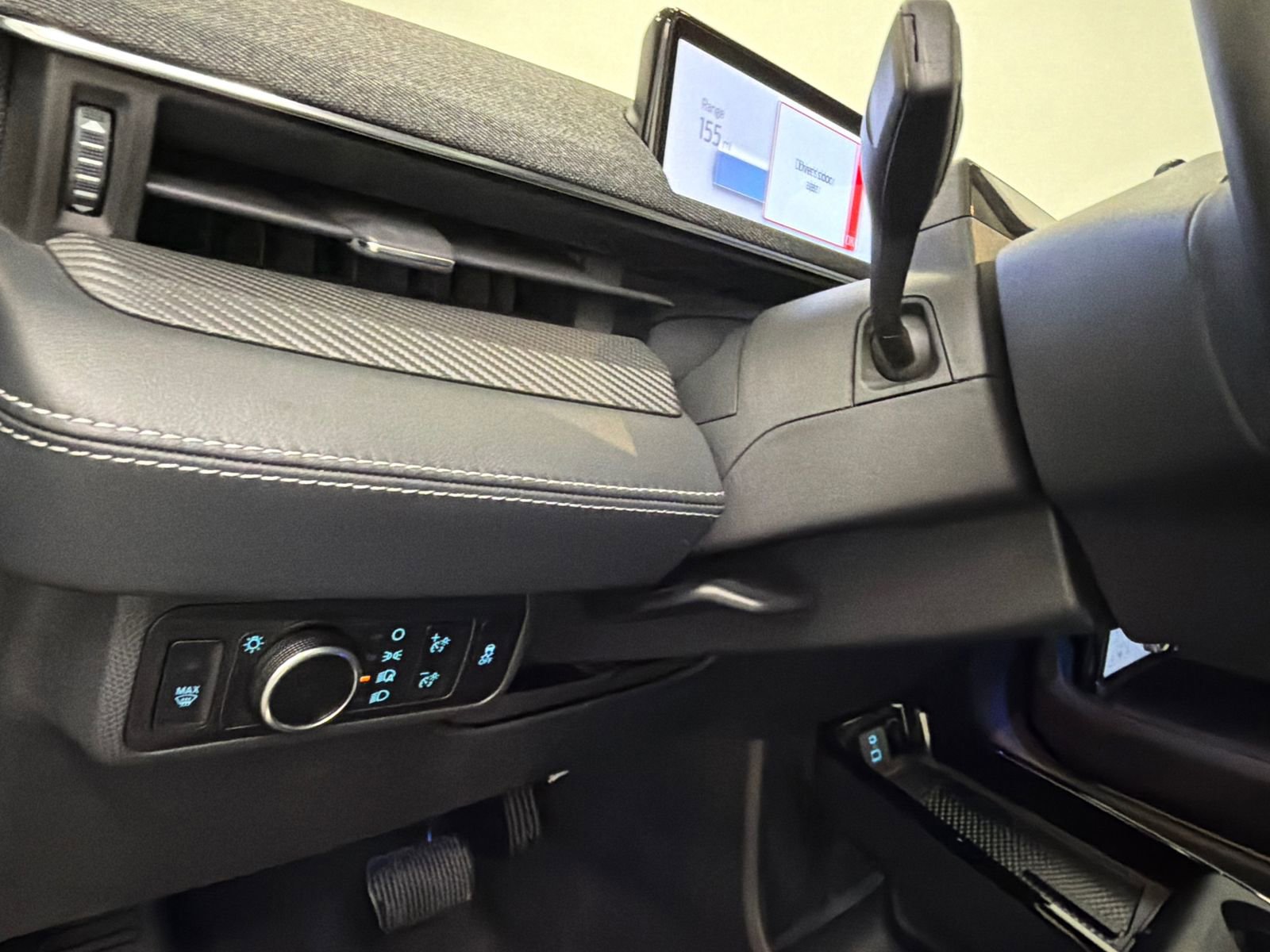 Used 2023 Ford Mustang Mach-E Premium image 33