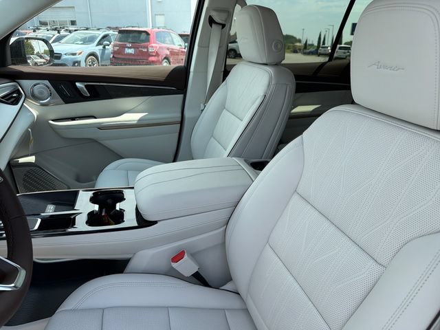 New 2026 Buick Enclave Avenir w/ Super Cruise Package AWD/4WD image 17