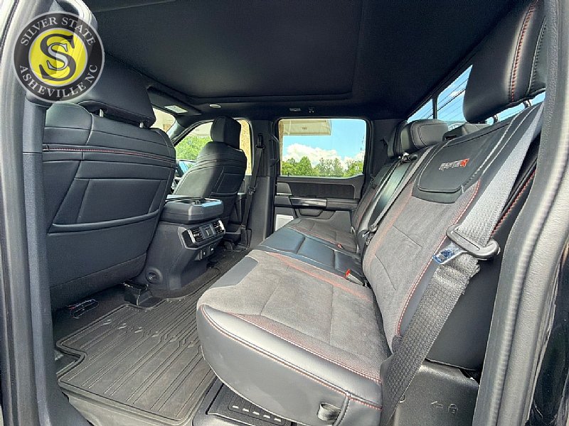 Used 2025 Ford F150 Raptor w/ Equipment Group 803A Raptor R AWD/4WD image 13