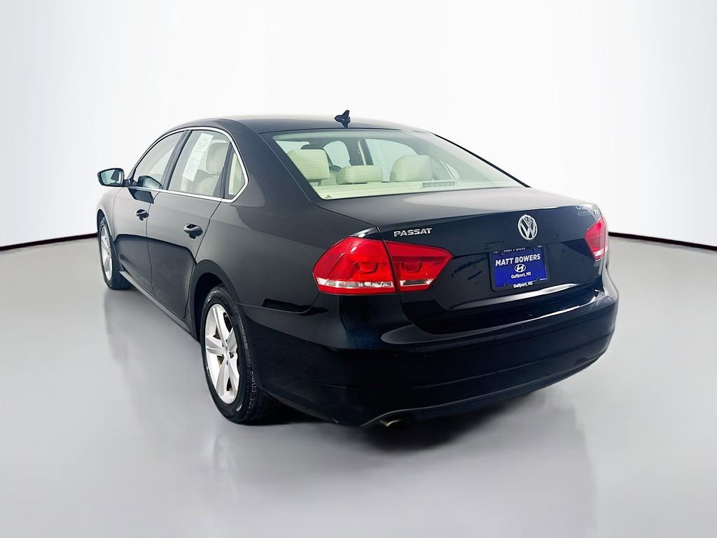 Used 2015 Volkswagen Passat 1.8T Limited Edition FWD image 7