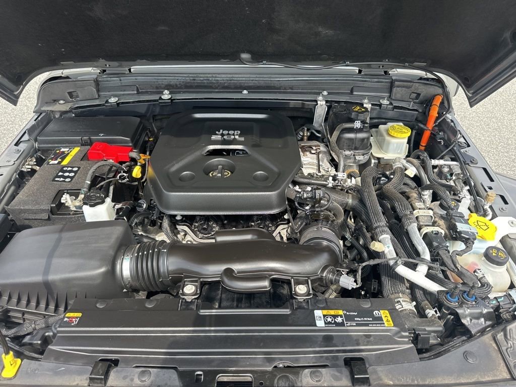 Used 2022 Jeep Wrangler Unlimited Sahara w/ Safety Group image 32