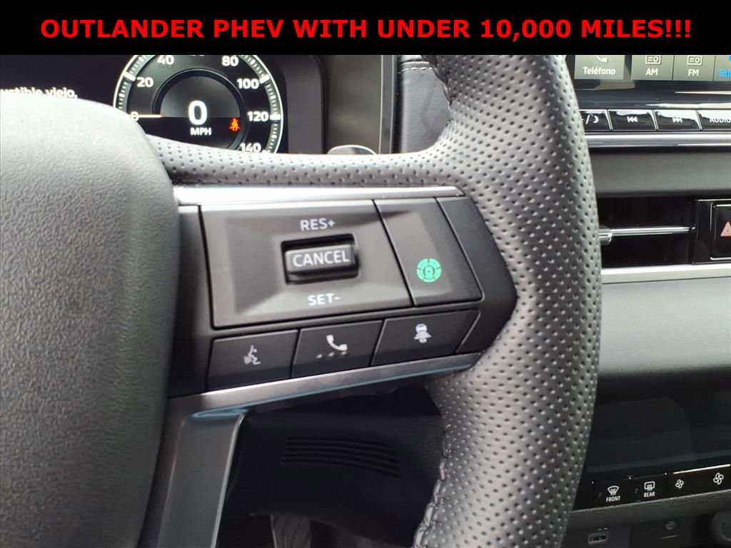 Used 2025 Mitsubishi Outlander SE image 19