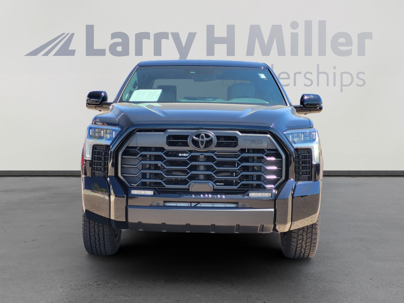 Used 2026 Toyota Tundra Limited w/ TRD Off-Road Package image 2