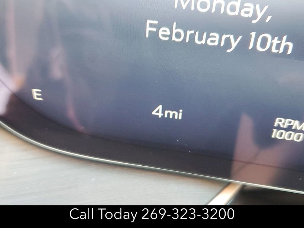 New 2025 Buick Envision Sport Touring image 12