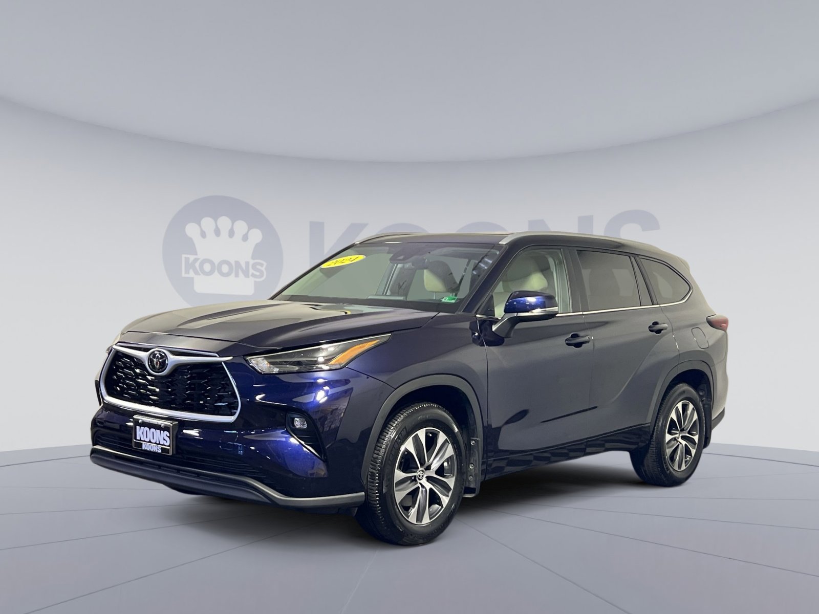 Used 2024 Toyota Highlander XLE