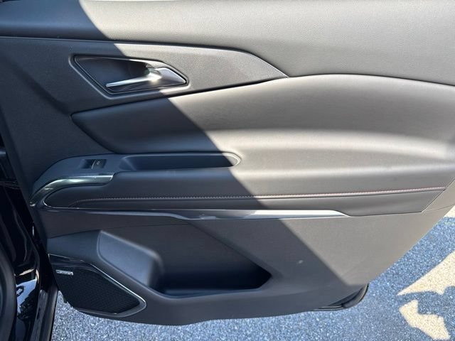 New 2027 Chevrolet Traverse RS w/ LPO, Floor Liner Package AWD/4WD image 27