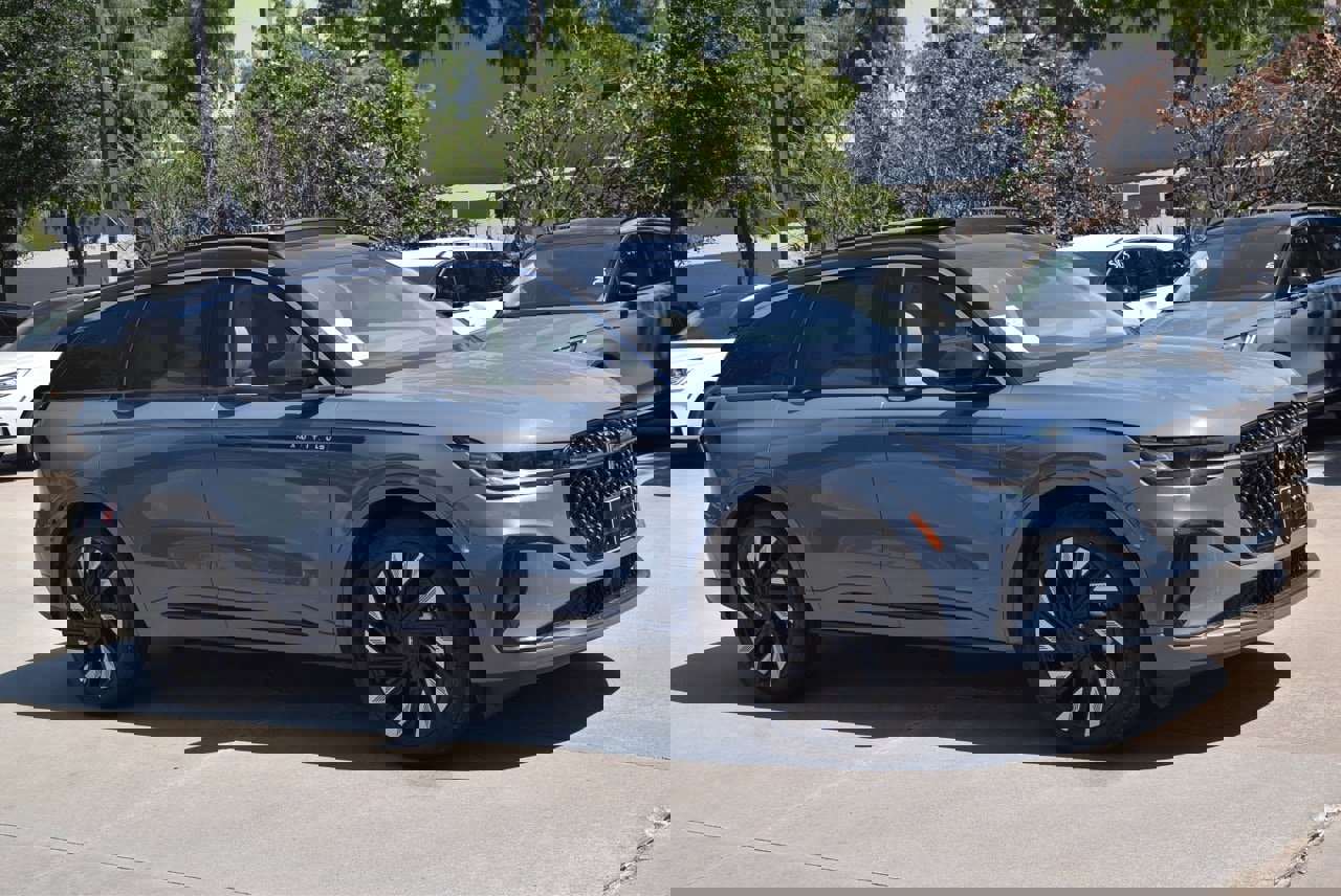 New 2025 Lincoln Nautilus Black Label w/ Jet Appearance Package image 4