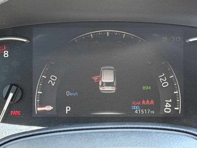 Used 2025 Toyota RAV4 XLE FWD image 15