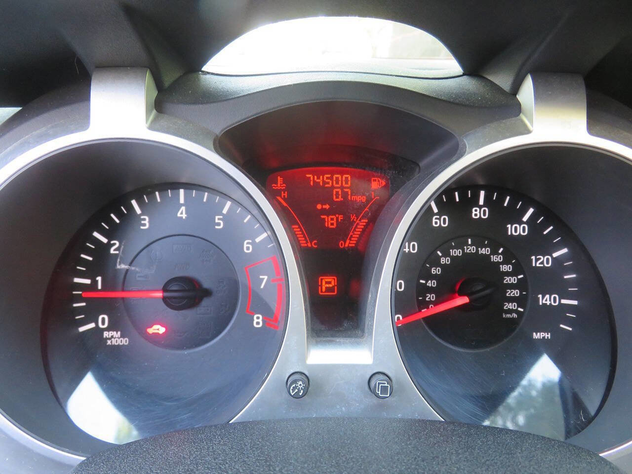 Used 2011 Nissan Juke SL AWD/4WD image 15