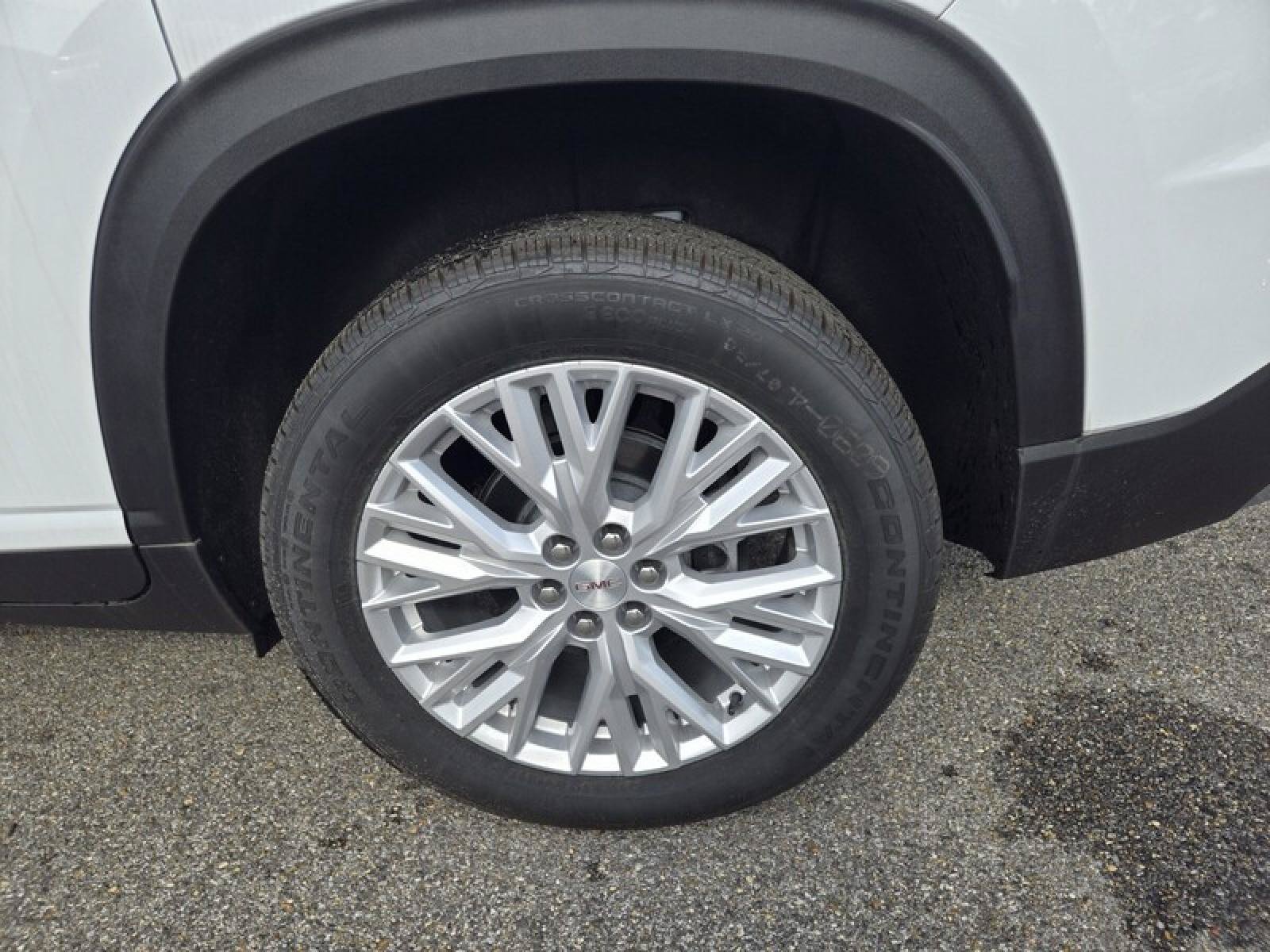 New 2026 GMC Acadia Elevation w/ Elevation Premium Package FWD image 9