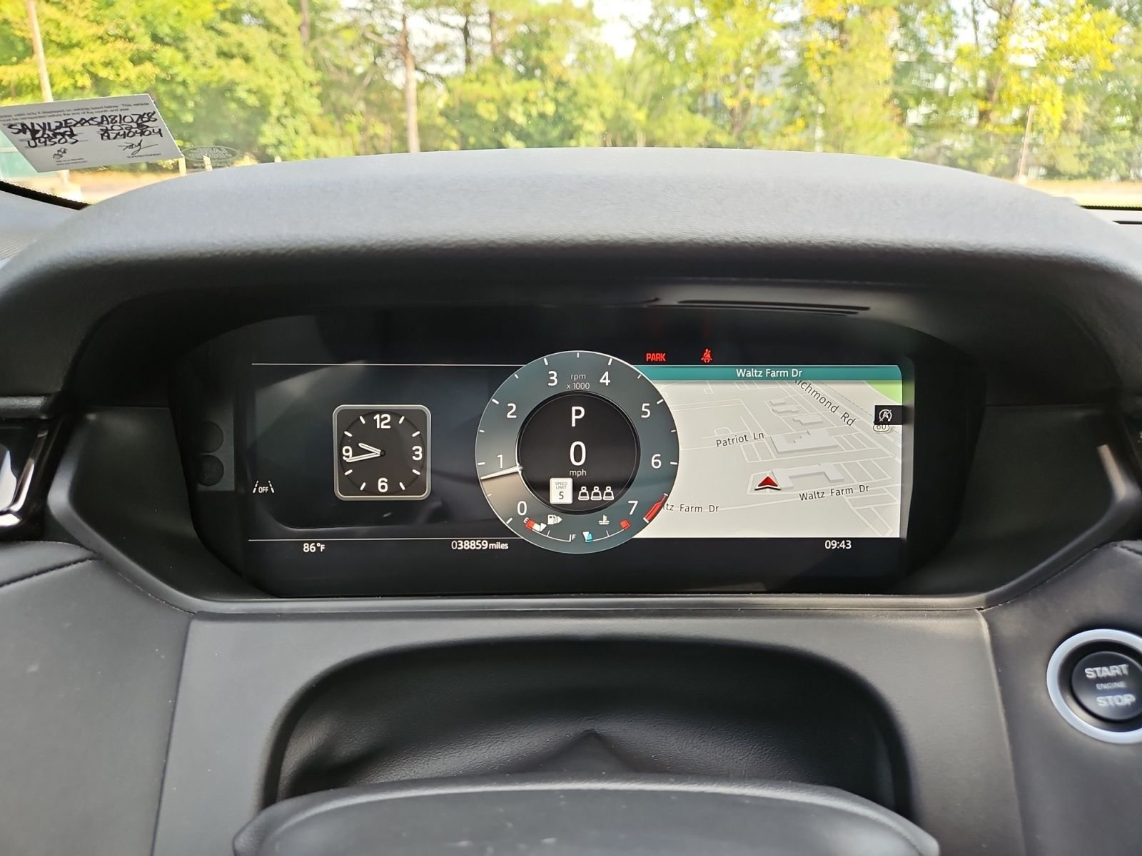 Used 2025 Land Rover Range Rover Velar Dynamic SE AWD/4WD image 23