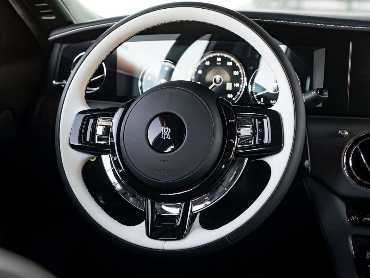 Used 2024 Rolls-Royce Ghost image 14