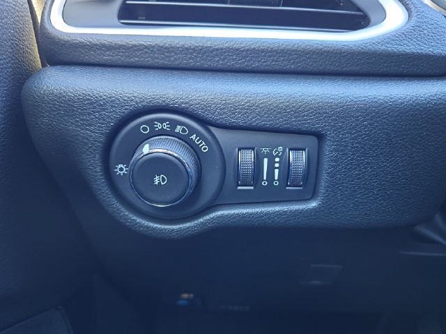 New 2026 Chrysler Pacifica Select w/ S Appearance Package FWD image 22