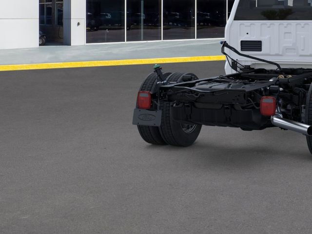 New 2025 Ford F550 4x4 Regular Cab Super Duty image 26
