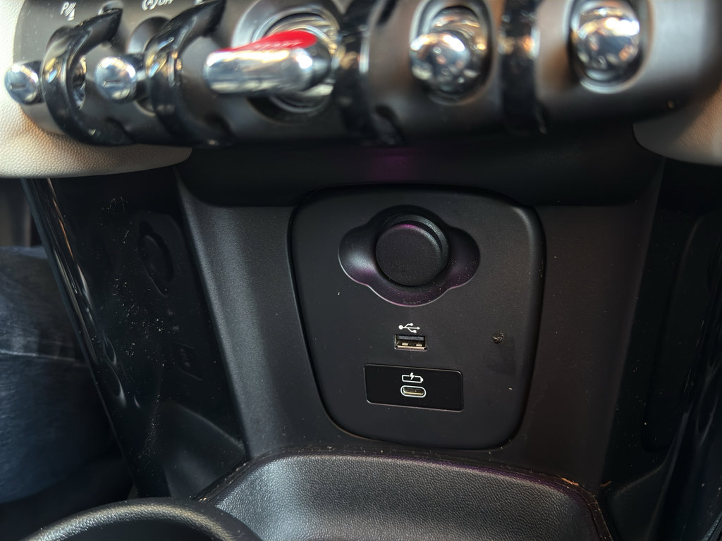 Used 2024 MINI Cooper S image 40