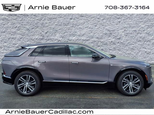 New 2025 Cadillac Lyriq Luxury RWD image 4