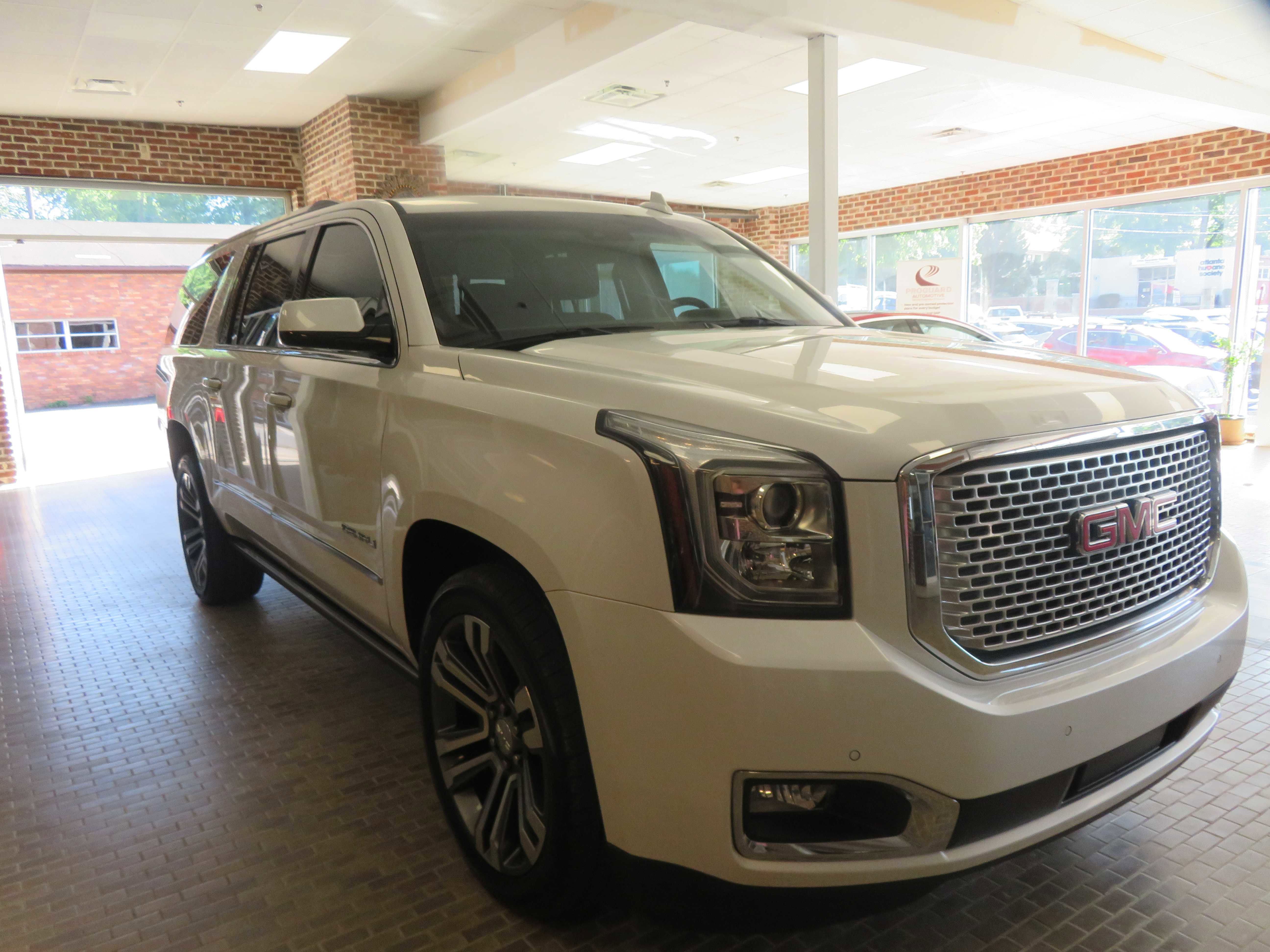 Used 2017 GMC Yukon XL Denali w/ Open Road Package AWD/4WD image 74
