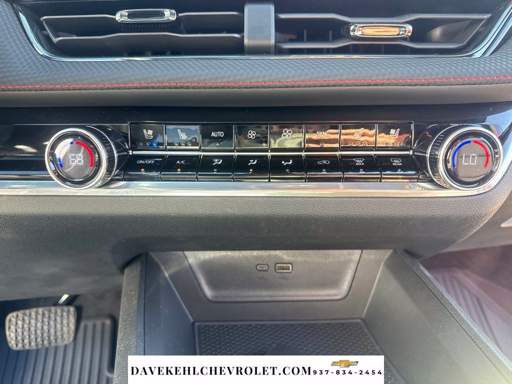 Used 2025 Chevrolet Equinox RS w/ Safety and Technology Package AWD/4WD image 15
