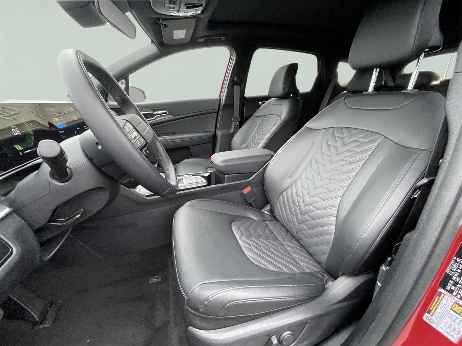 Used 2026 Kia Sportage X-Line w/ X-Line Premium Package AWD/4WD image 32