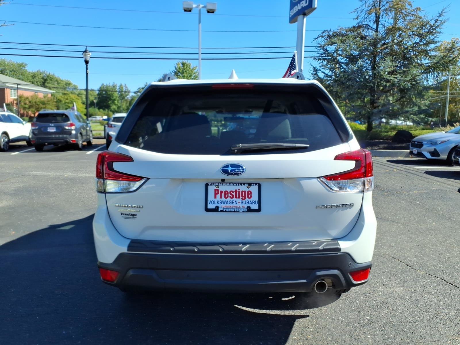 Certified 2023 Subaru Forester Limited AWD/4WD image 3