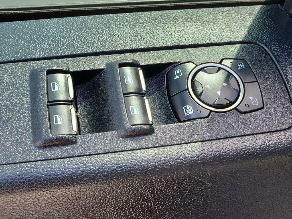 Used 2020 Ford F150 Raptor w/ Equipment Group 802A Luxury AWD/4WD image 22