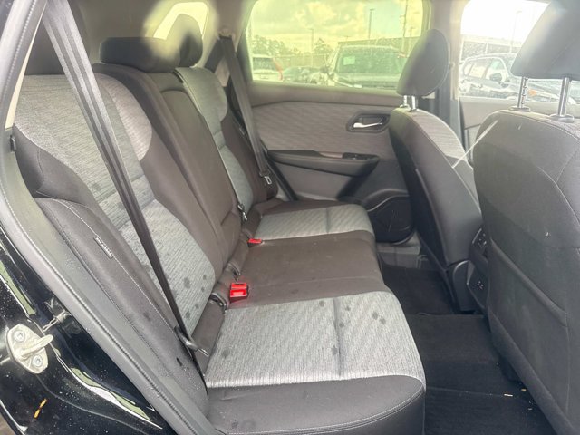 Used 2023 Nissan Rogue SV FWD image 12
