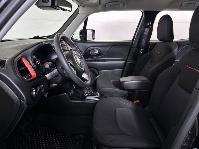 Used 2023 Jeep Renegade Trailhawk AWD/4WD image 20