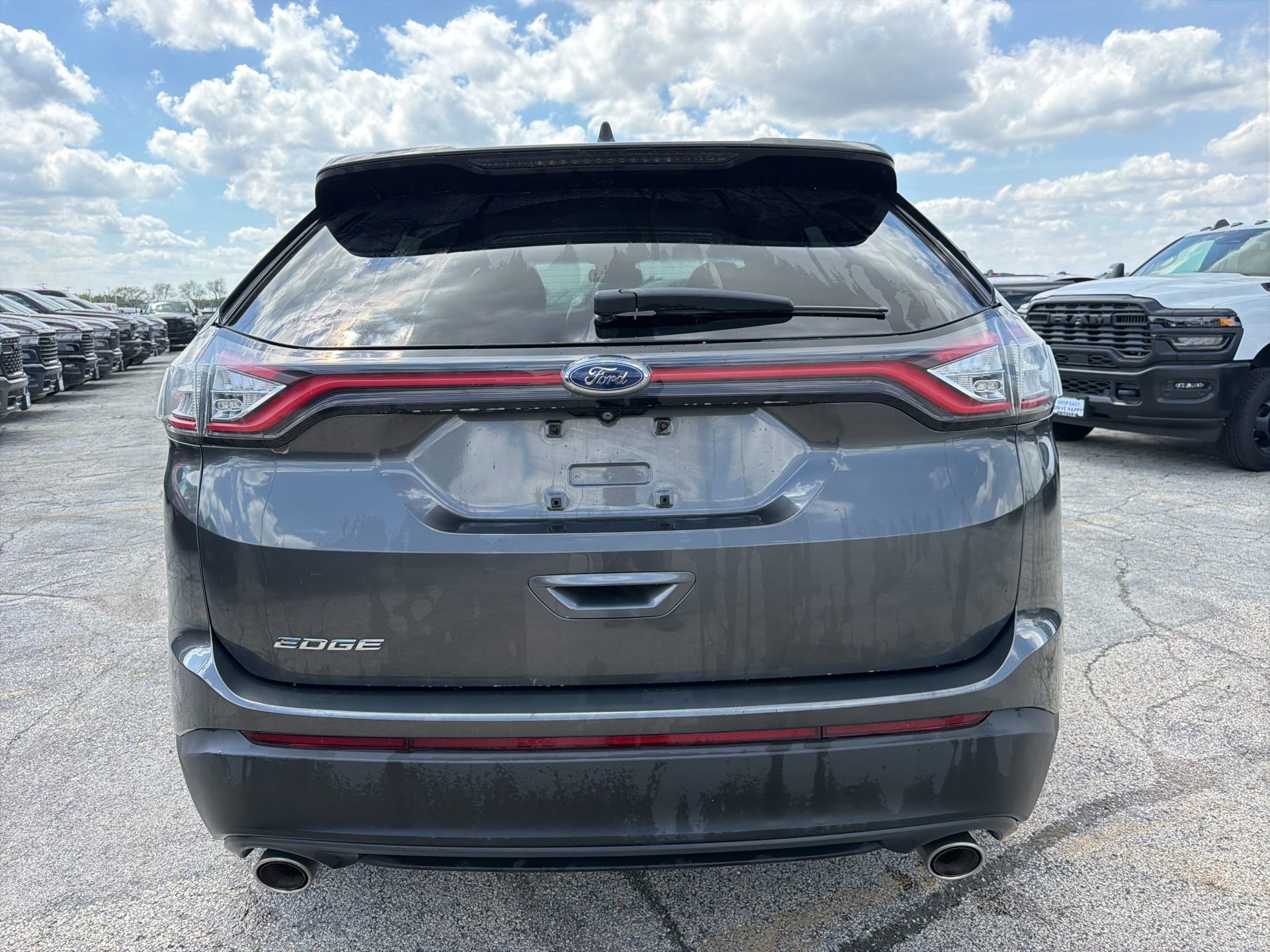 Used 2015 Ford Edge SE FWD image 5