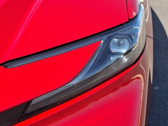 Certified 2025 Toyota Camry SE image 9
