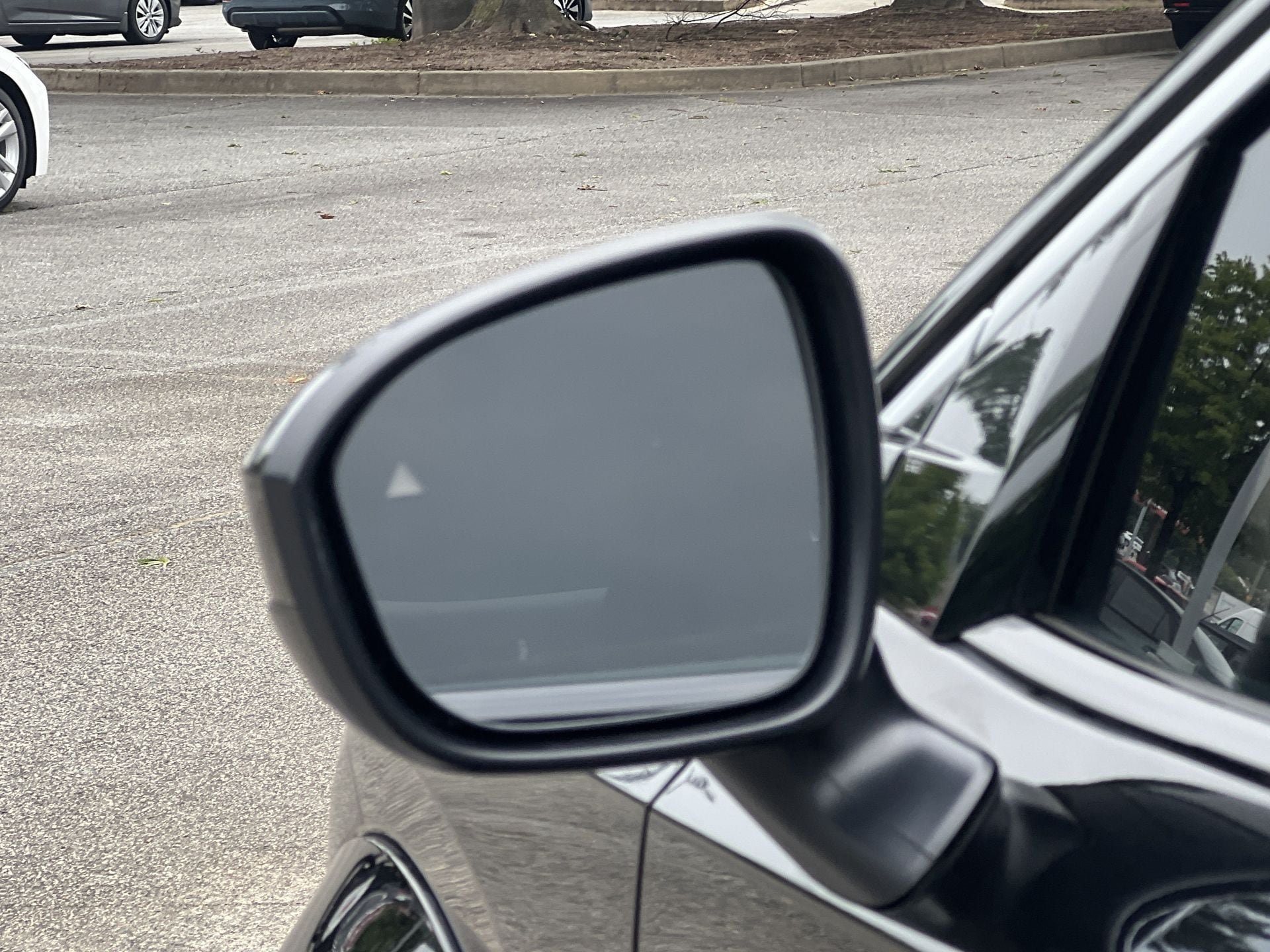 Certified 2024 Nissan Ariya FWD image 34