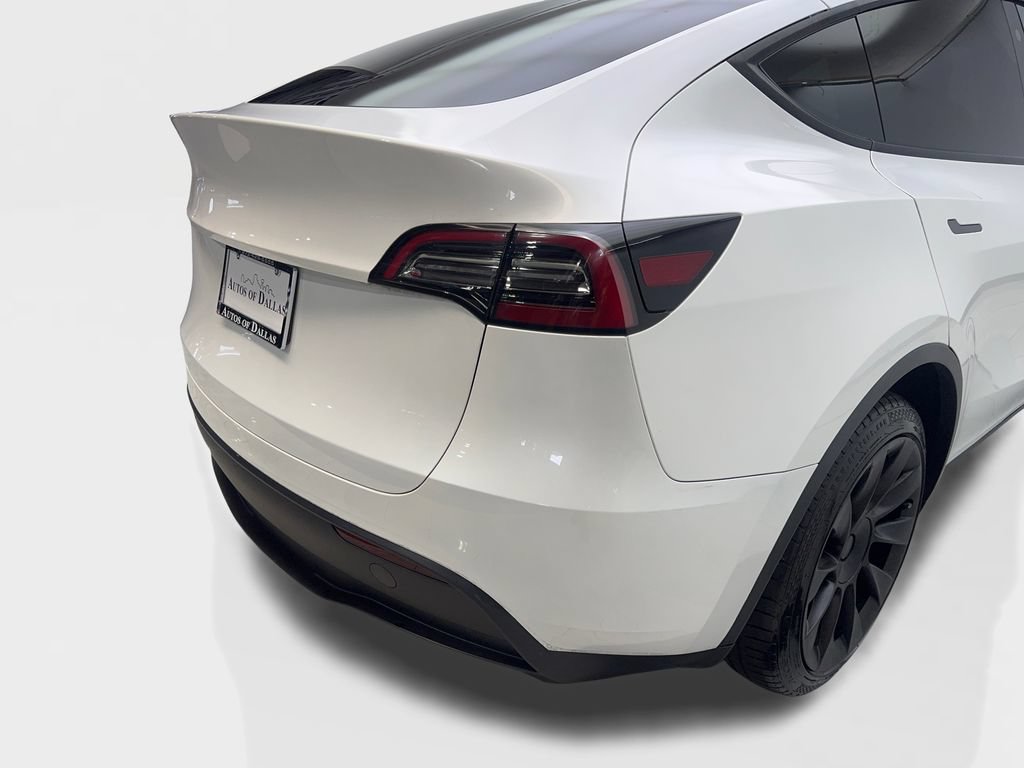 Used 2023 Tesla Model Y Long Range AWD/4WD image 19
