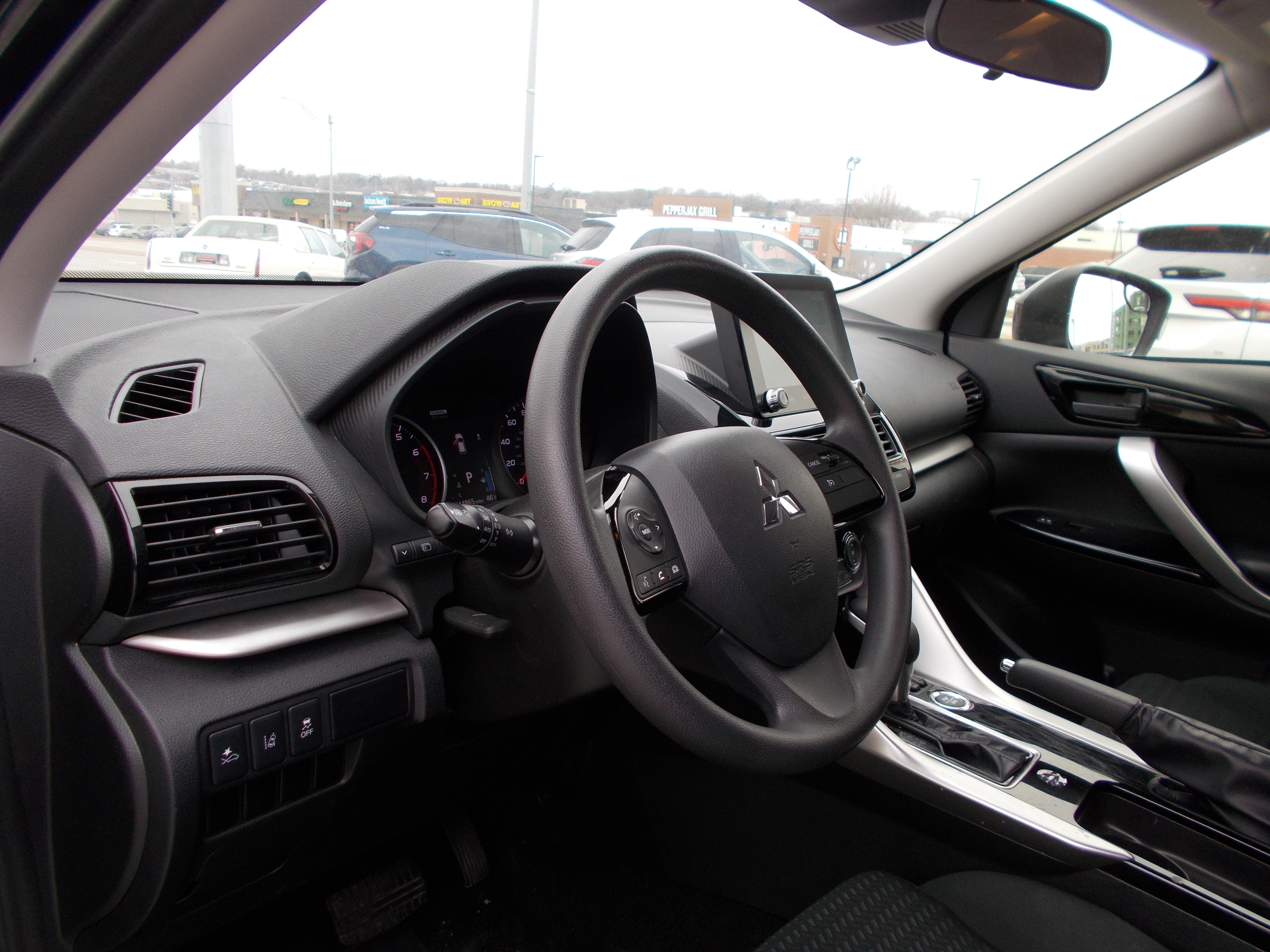 Used 2024 Mitsubishi Eclipse Cross LE AWD/4WD image 12