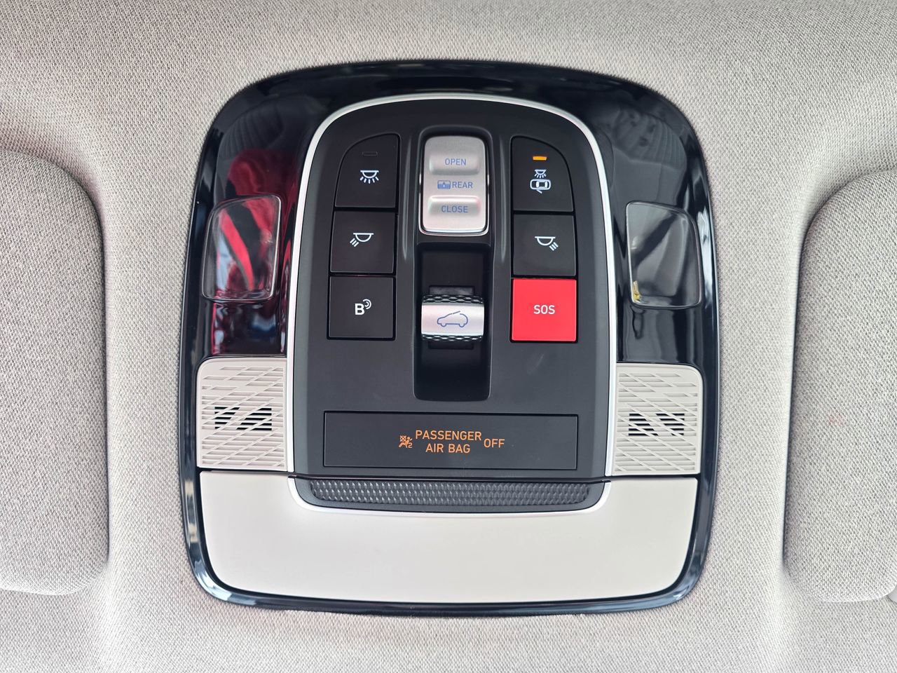Used 2024 Hyundai Palisade Limited FWD image 25