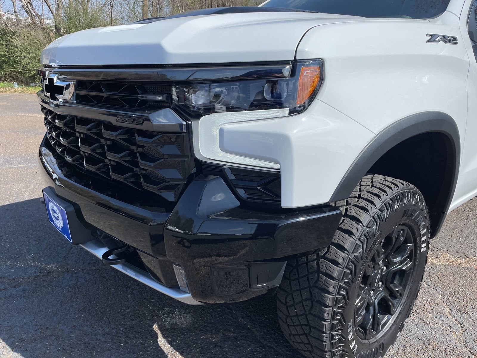 Used 2024 Chevrolet Silverado 1500 ZR2 w/ Dark Appearance Package image 9