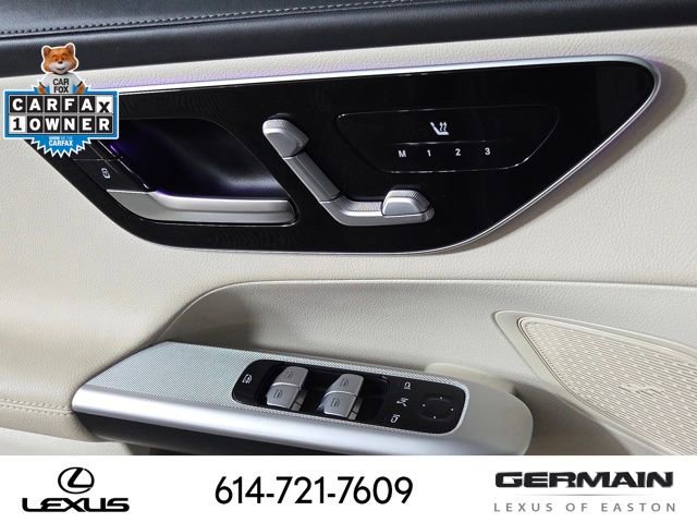 Used 2024 Mercedes-Benz GLC 300 4MATIC image 29