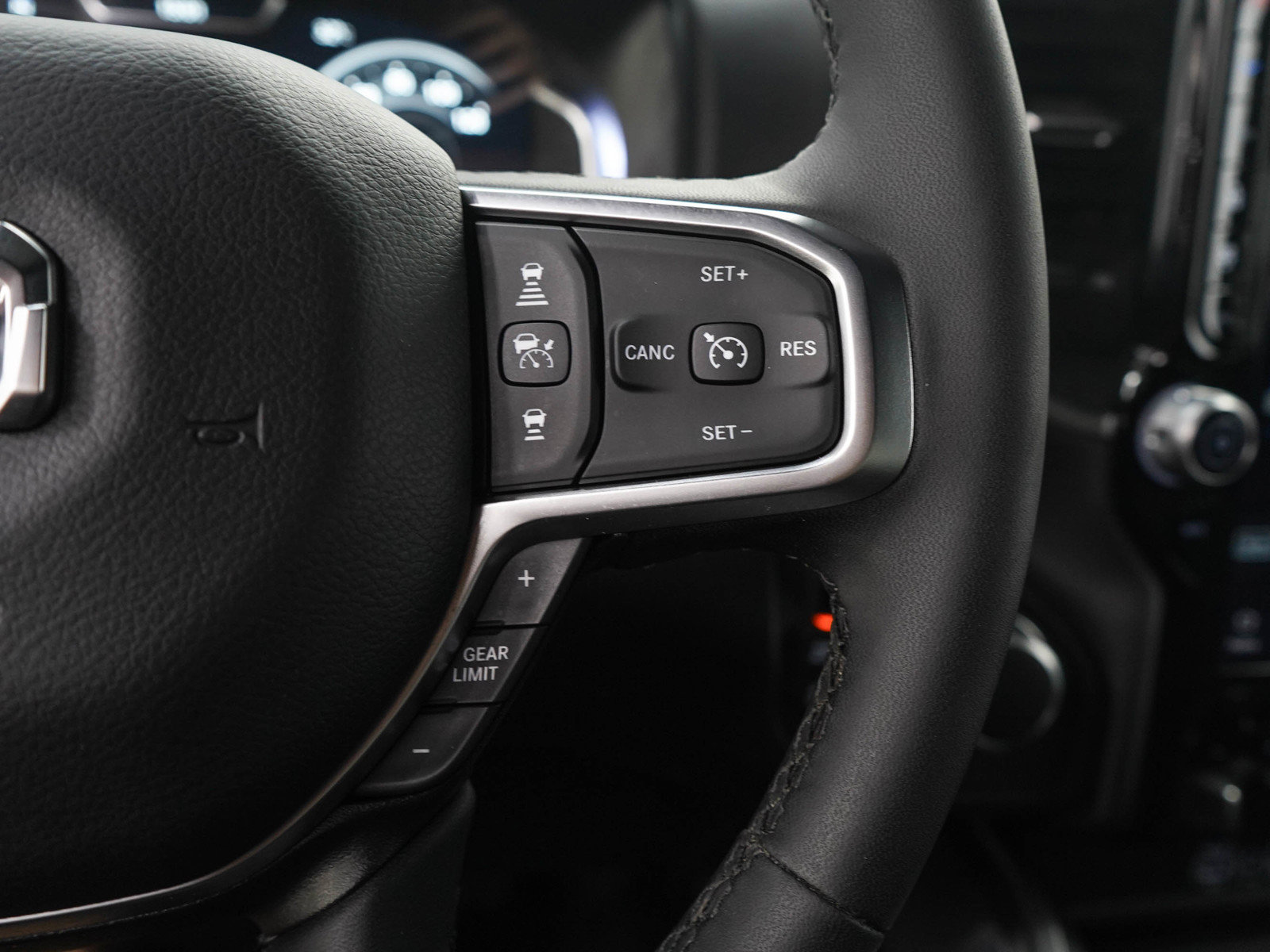 Used 2025 RAM 1500 Big Horn AWD/4WD image 27