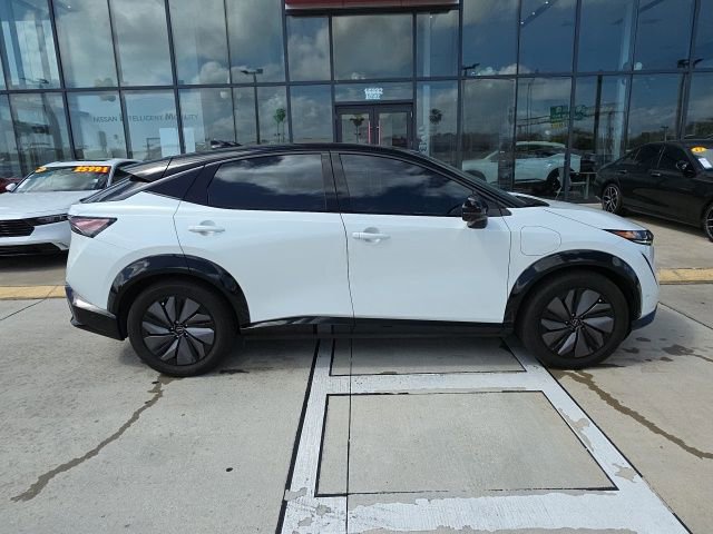 Used 2024 Nissan Ariya AWD image 3