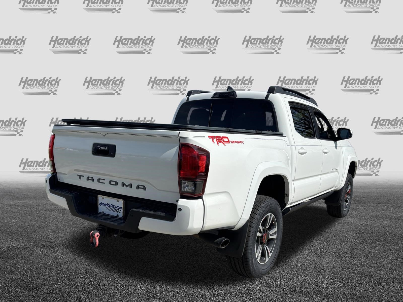 Used 2019 Toyota Tacoma TRD Sport image 10