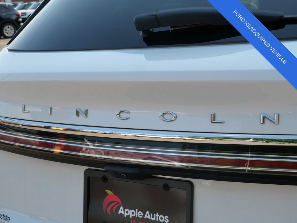 Used 2023 Lincoln Nautilus Reserve AWD/4WD image 8