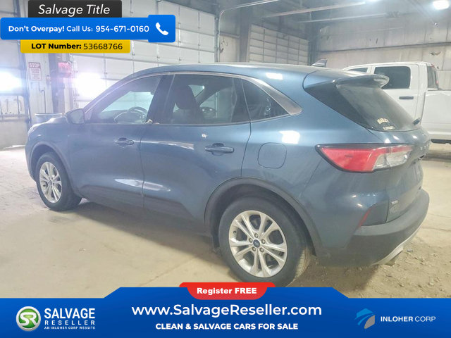 Used 2020 Ford Escape SE FWD image 3