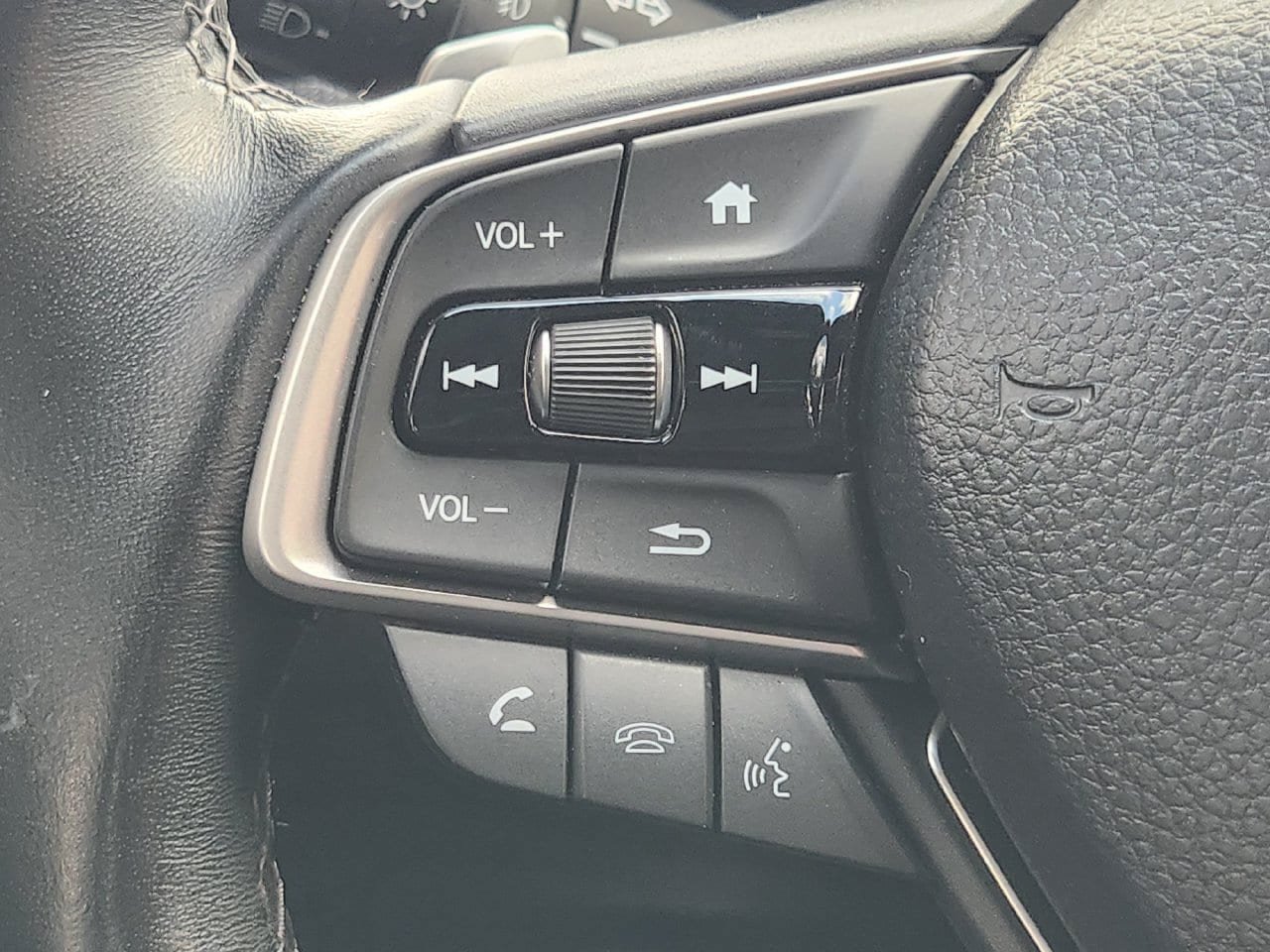 Certified 2022 Honda Accord Sport image 26