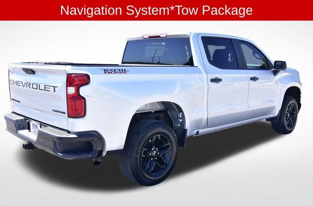 Used 2022 Chevrolet Silverado 1500 Custom Trail Boss w/ LPO, Dark Essentials Package AWD/4WD image 4