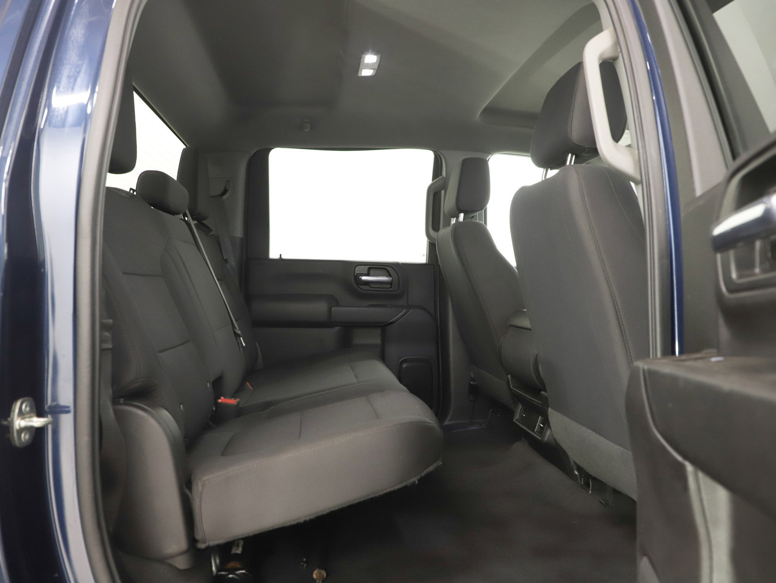 Used 2023 Chevrolet Silverado 2500 Custom w/ Custom Convenience Package AWD/4WD image 12