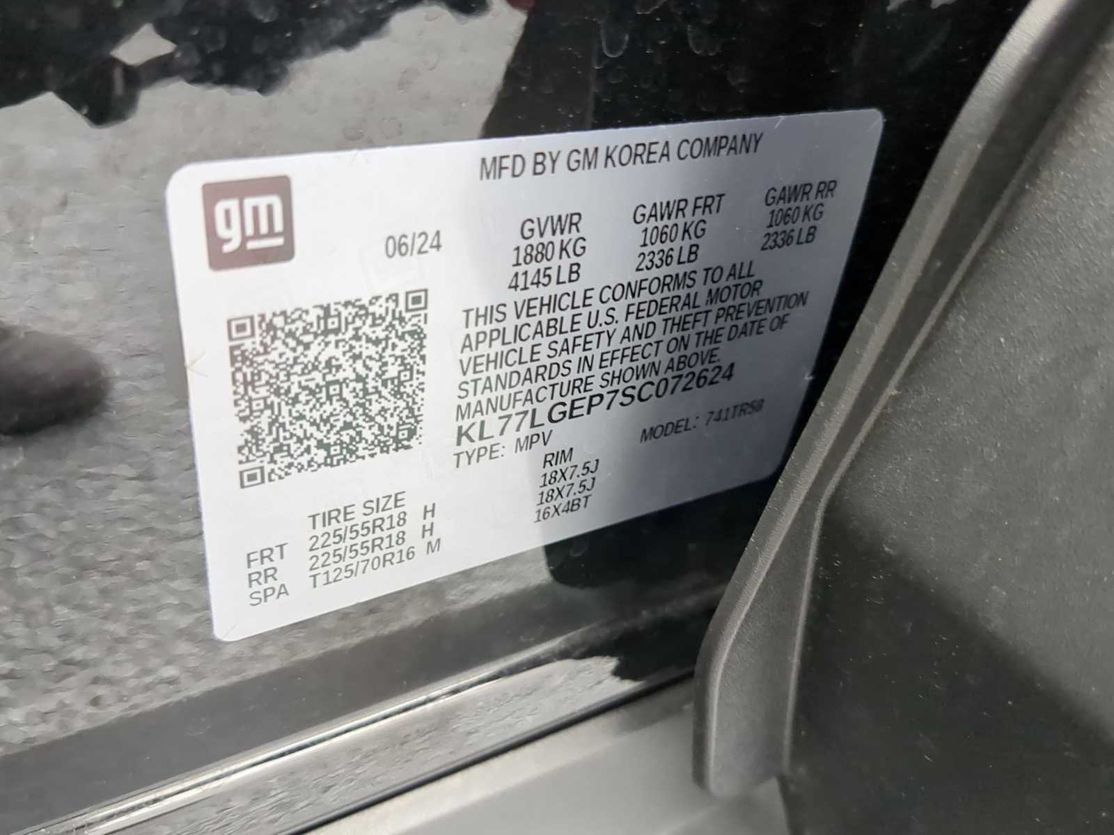 Used 2025 Chevrolet Trax RS w/ Sunroof Package FWD image 29