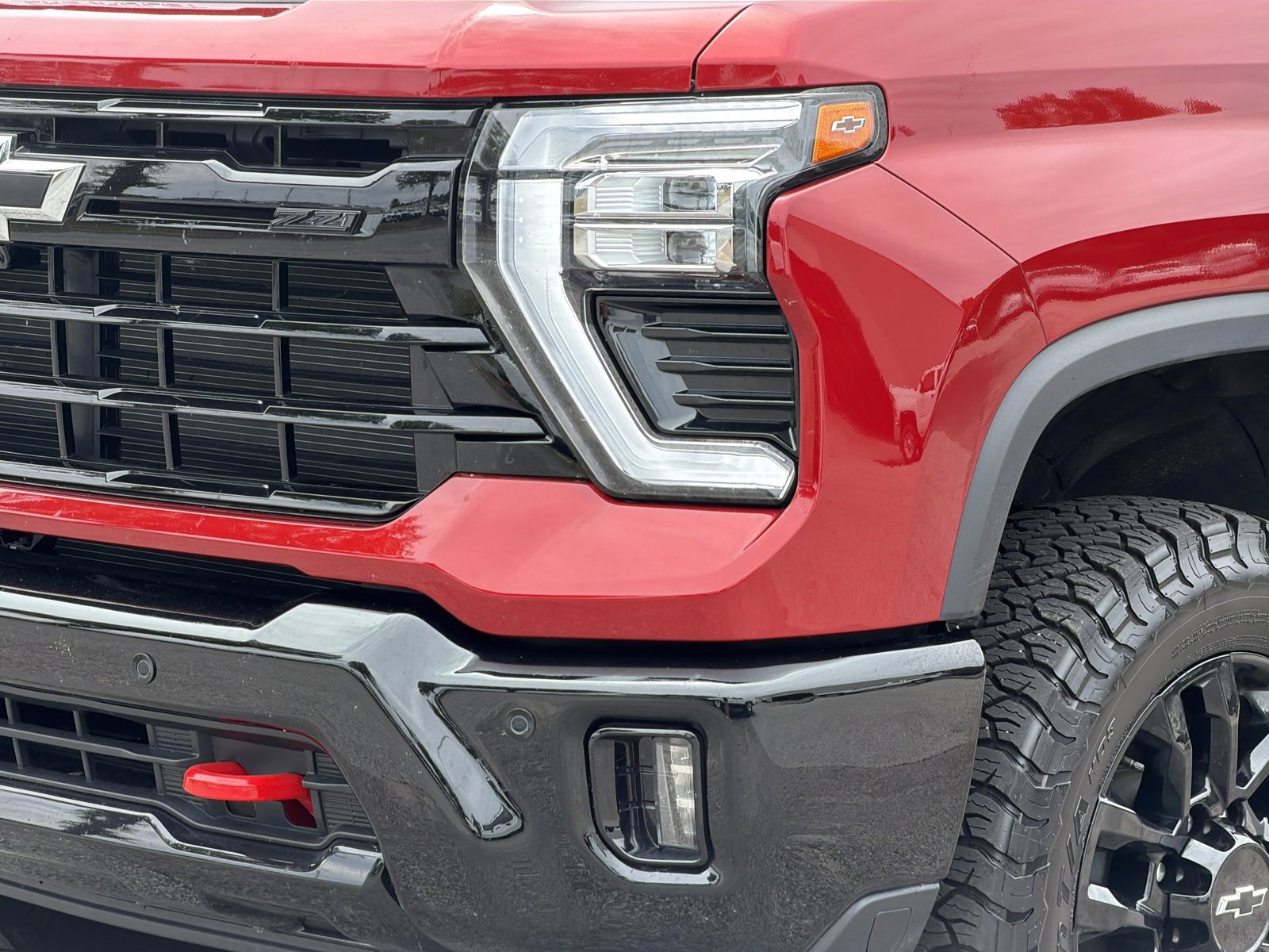 Used 2025 Chevrolet Silverado 2500 LTZ w/ LTZ Plus Package AWD/4WD image 8