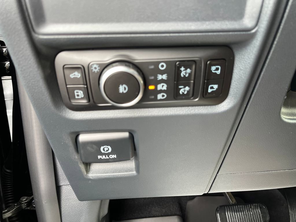 New 2025 Ford F150 XLT w/ Equipment Group 302A MID image 31