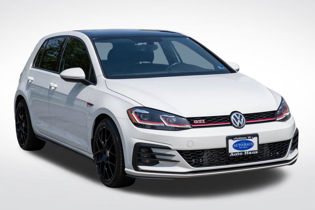 Used 2019 Volkswagen GTI SE w/ SE Experience Package FWD image 9
