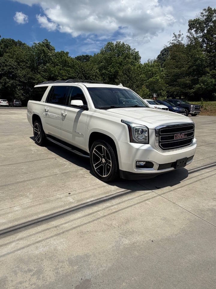 Used 2015 GMC Yukon XL SLT w/ Open Road Package AWD/4WD image 10