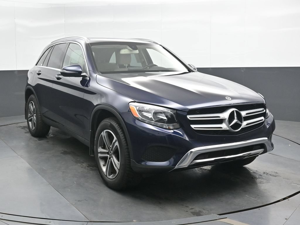 Used 2019 Mercedes-Benz GLC 300 4MATIC image 5