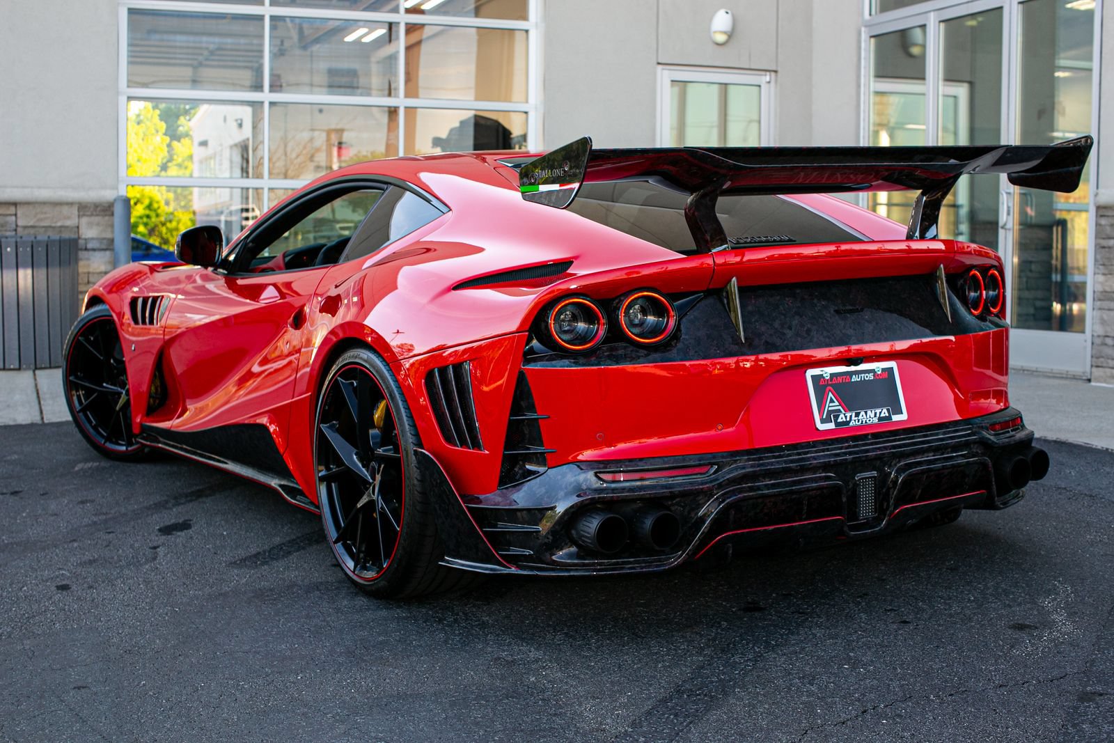 Used 2020 Ferrari 812 Superfast RWD image 71